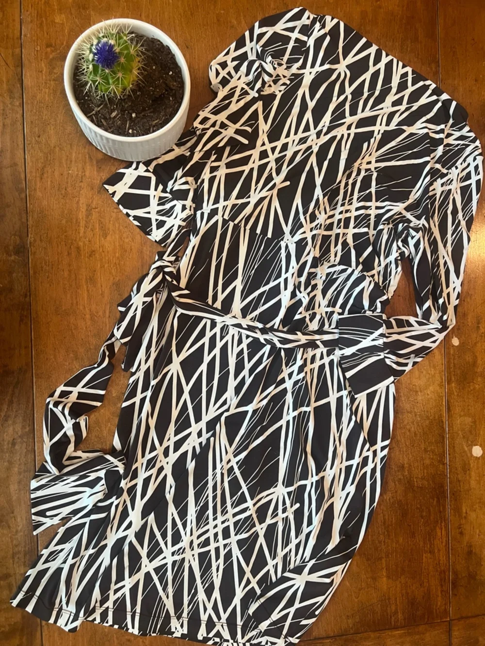 Calvin Klein Abstract Print Dress Brown White Size 10 Modern Sheath